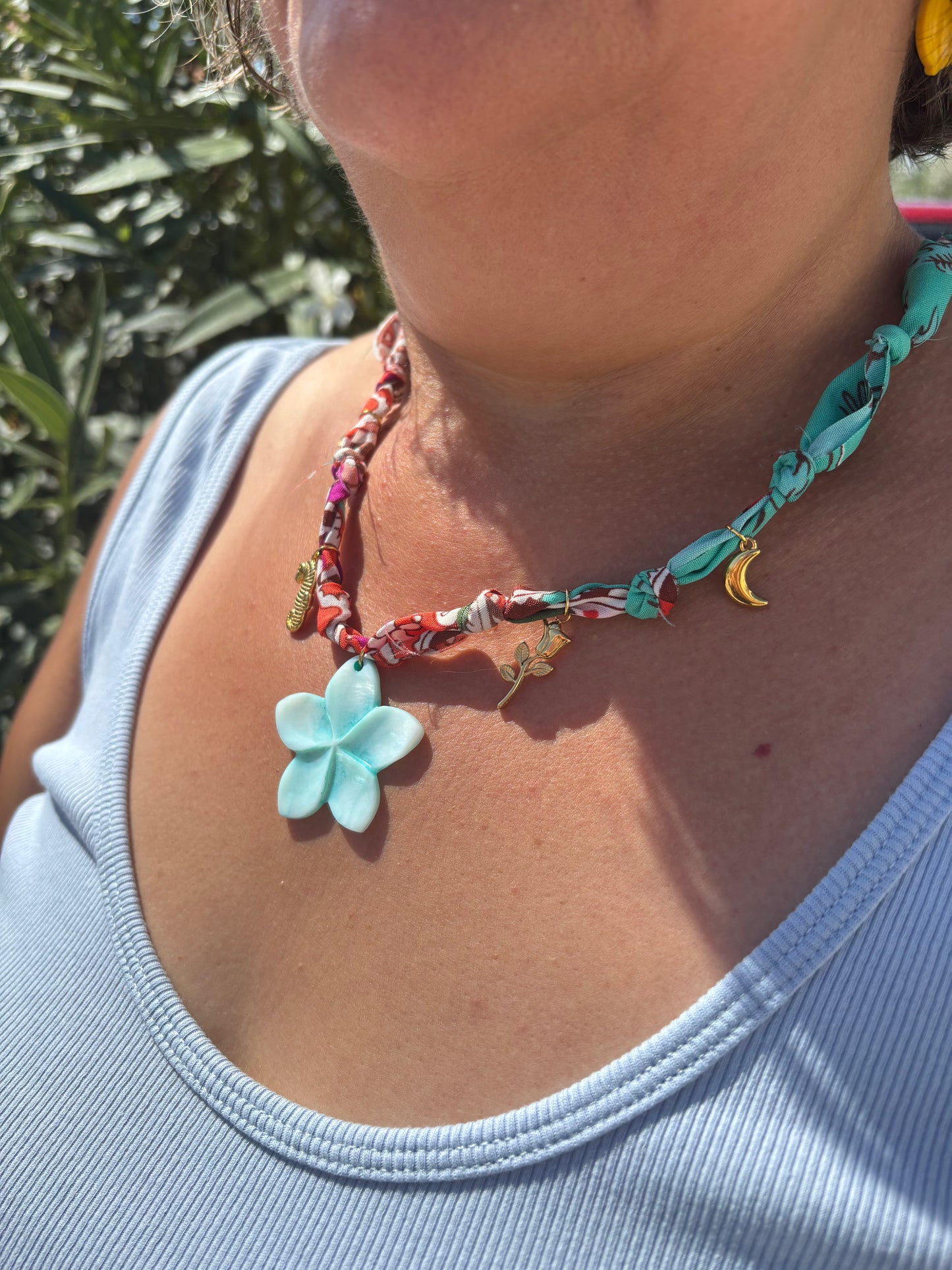 Collier bandana