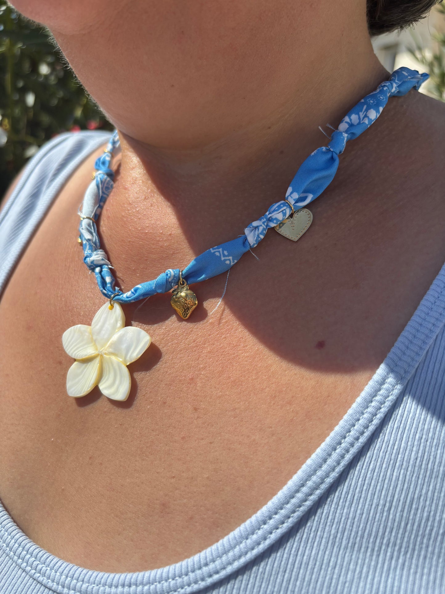 Collier bandana