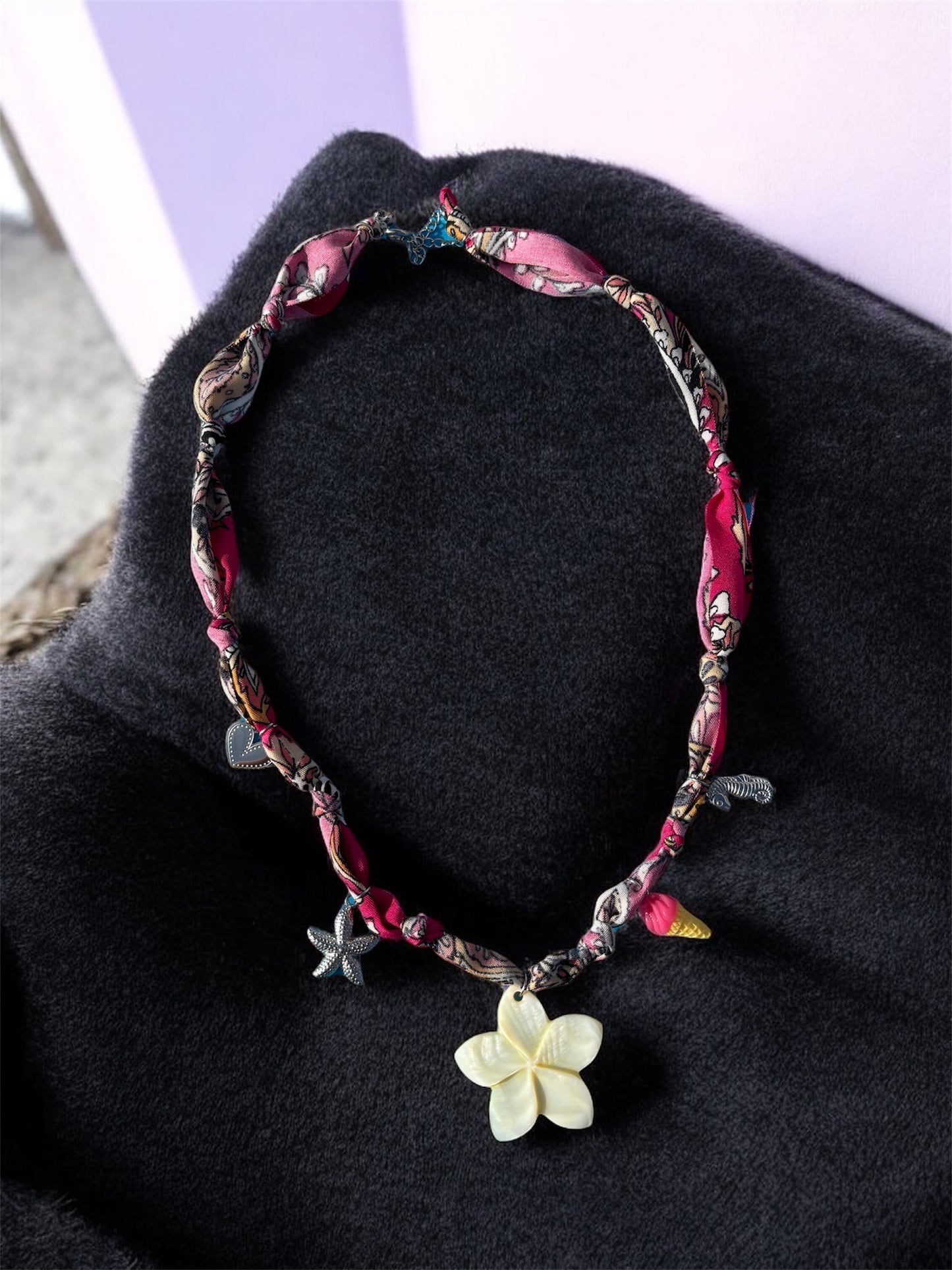Collier bandana