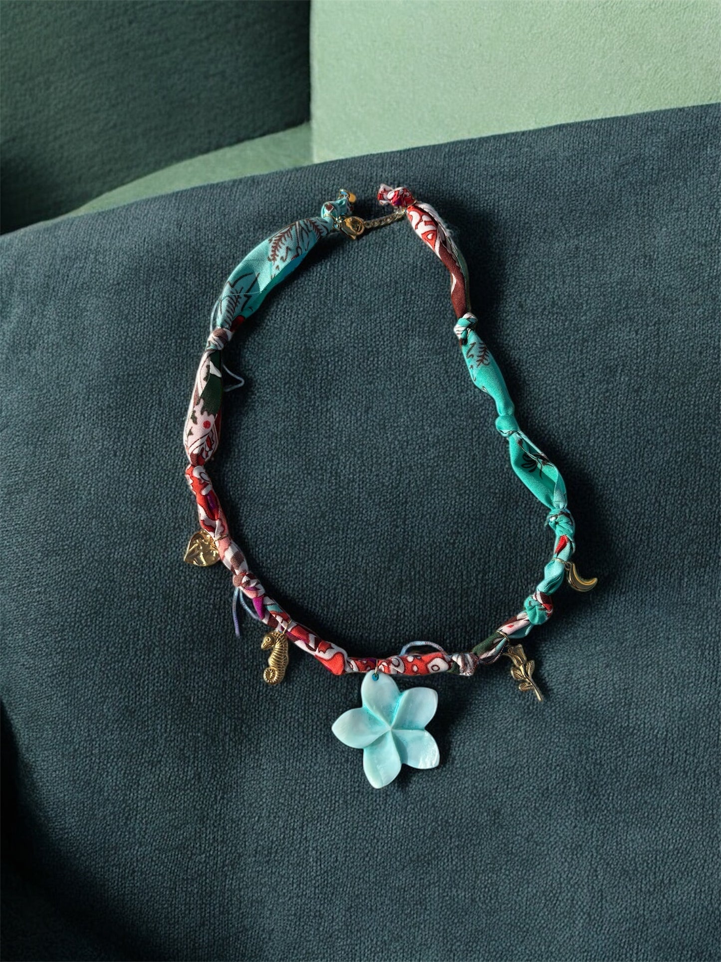 Collier bandana